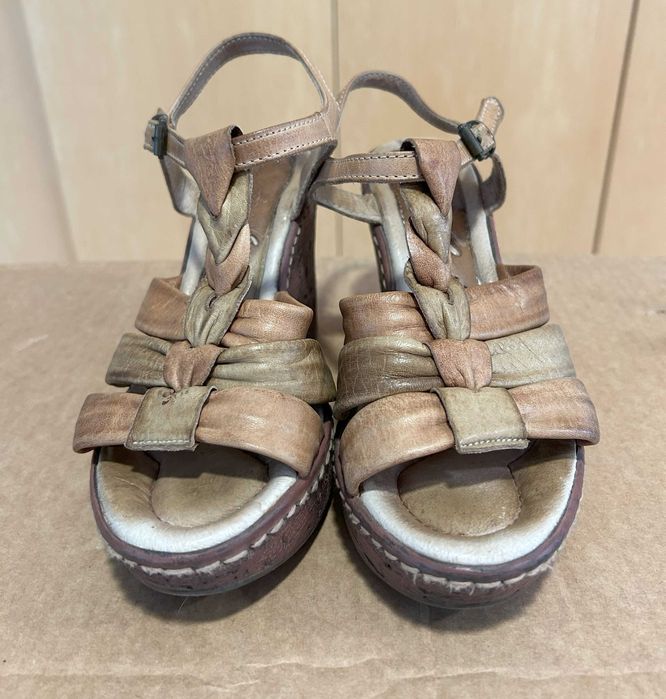 Lote de 5 pares de calçado de verão N.37 (EXÉ, Daniela Vega, etc)