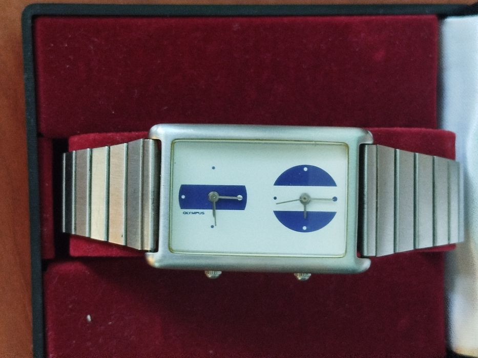 Кварцовий вінтажний японський годинник Olympus