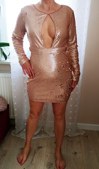 Cekinowa sukienka rozm 40