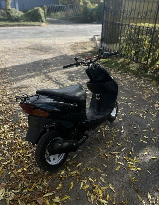 suzuki lets 2 new