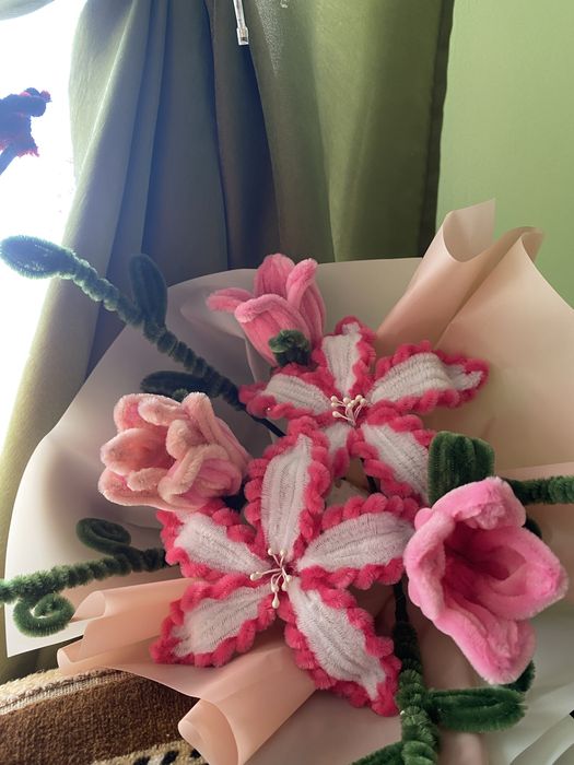 Квіти з синельного дроту