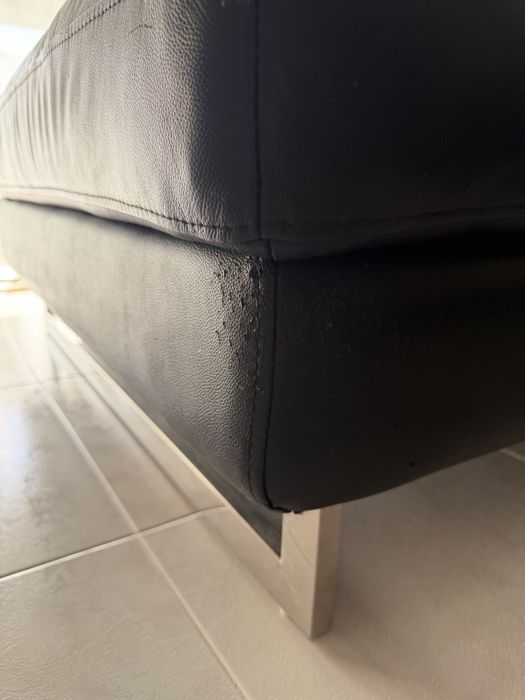 Conjunto de Sala: Sofá Modular em Pele + Poltrona Reclinável Relax