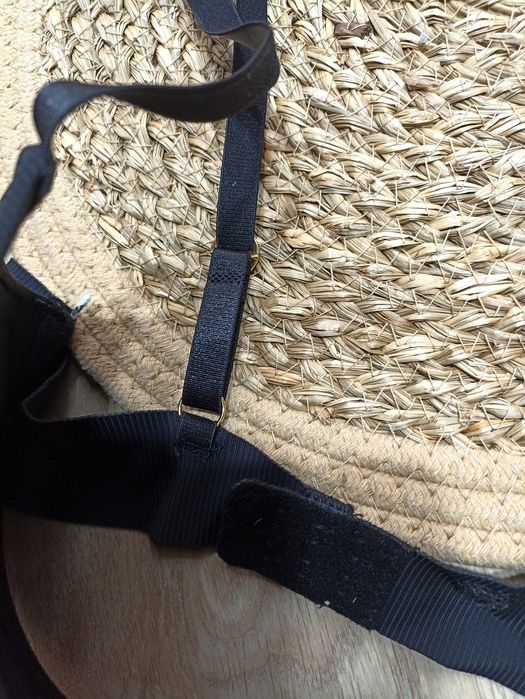 Biustonosz damski 38 B