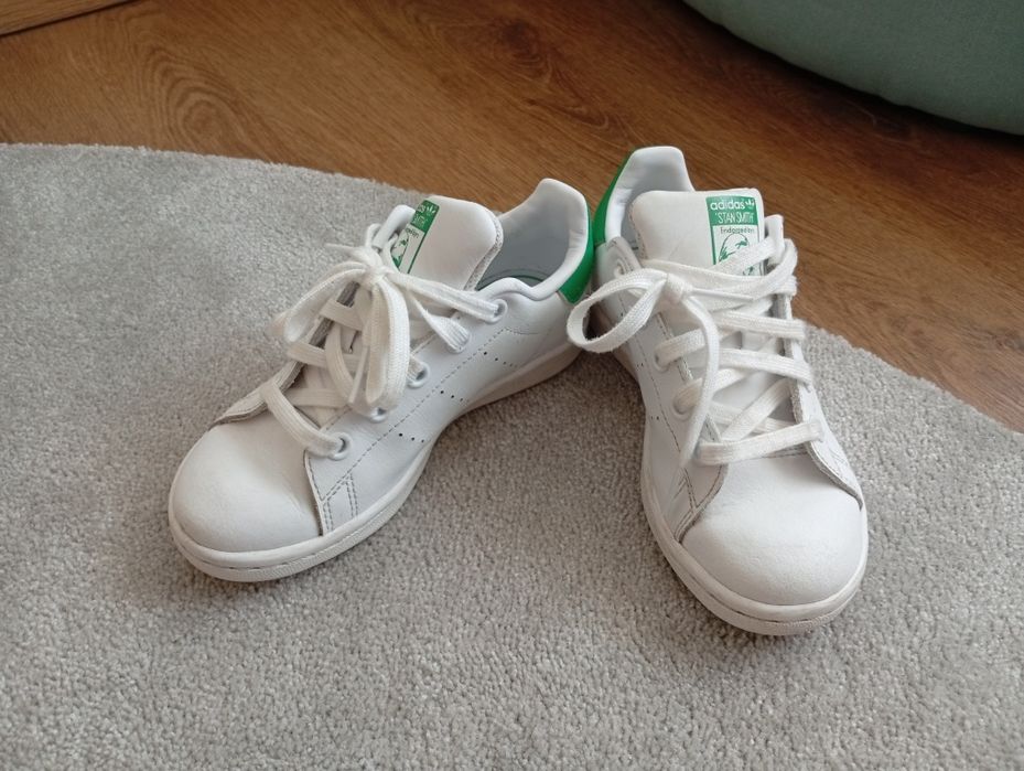 Sapatilhas adidas 30