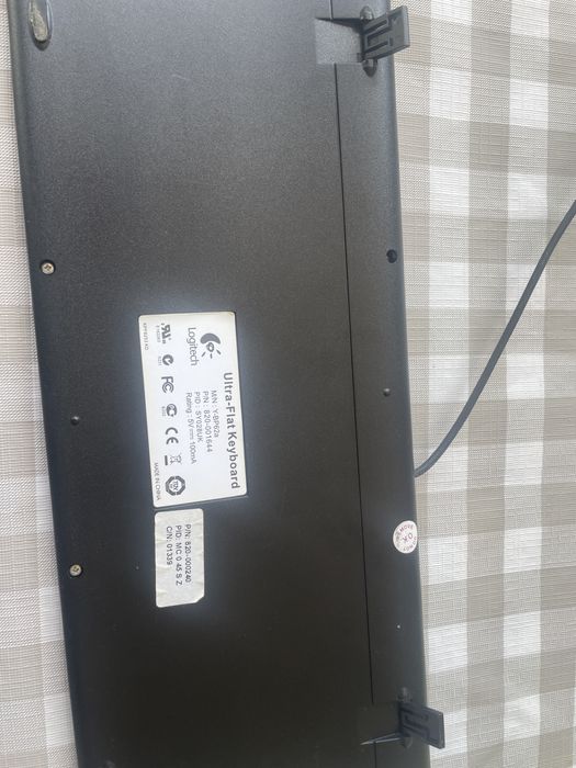 Teclado USB Logitech Ultra Flat64553044825346121