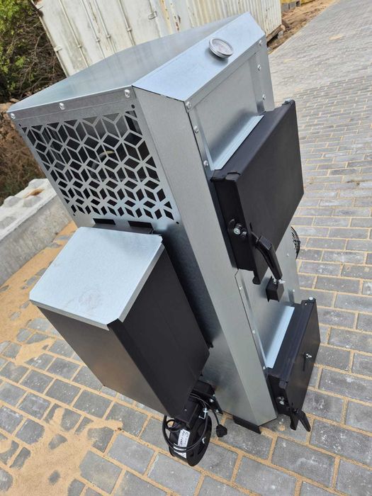 Piec do garażu, warsztatu na olej i drewno do 400 m2.Tanie ogrzewanie.