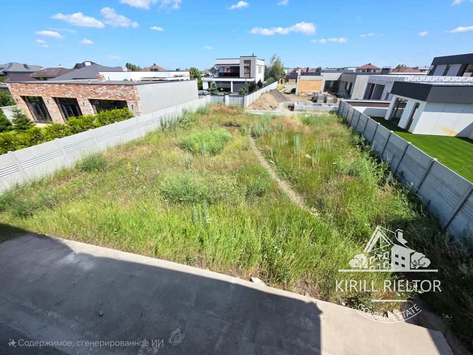 Продажа просторного дома на тихой улице в городке "Золотые Ключи"