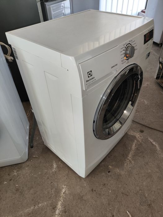 Пральна машина 6kg Electrolux Inverter. Гарантія! Доставка!