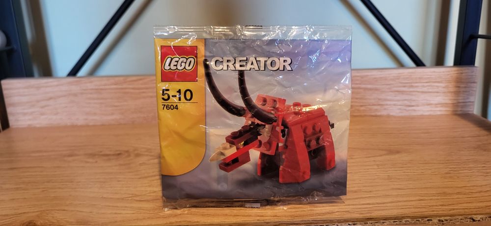 Lego Creator 7604 Dinozaur Triceratops unikat model wycofany