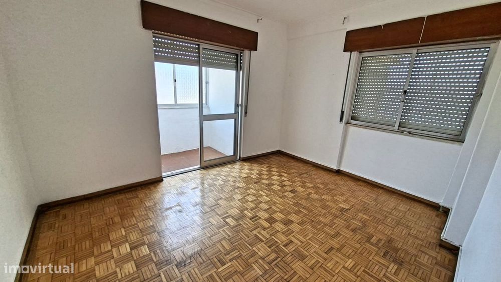 Apartamento T3 com 115m²  no Barreiro