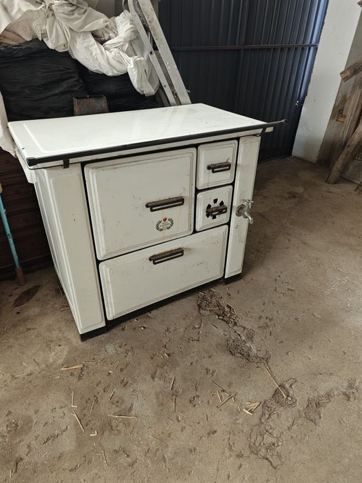 Fogão antigo a lenha