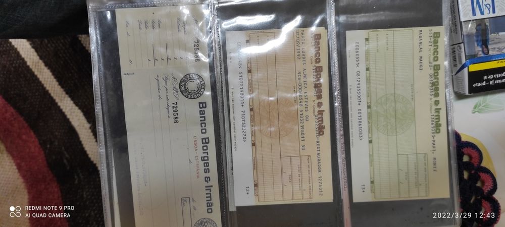 Cheques antigos .