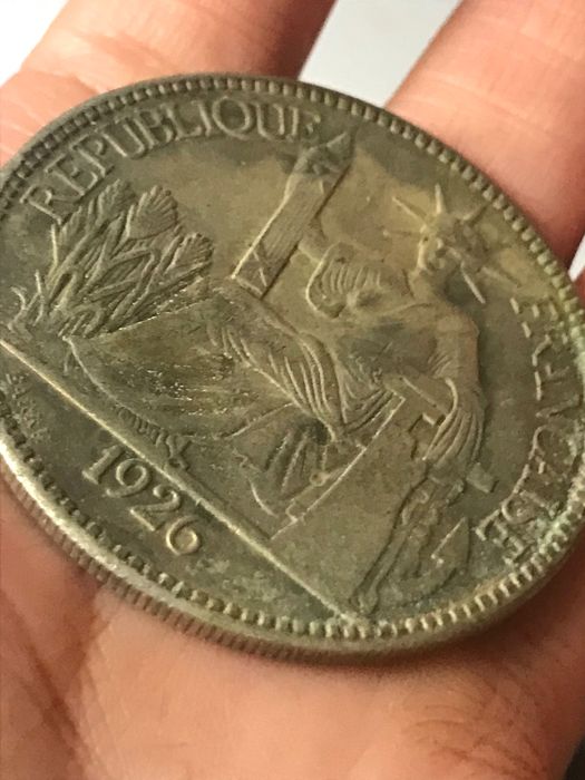 Duża moneta francuska antyk