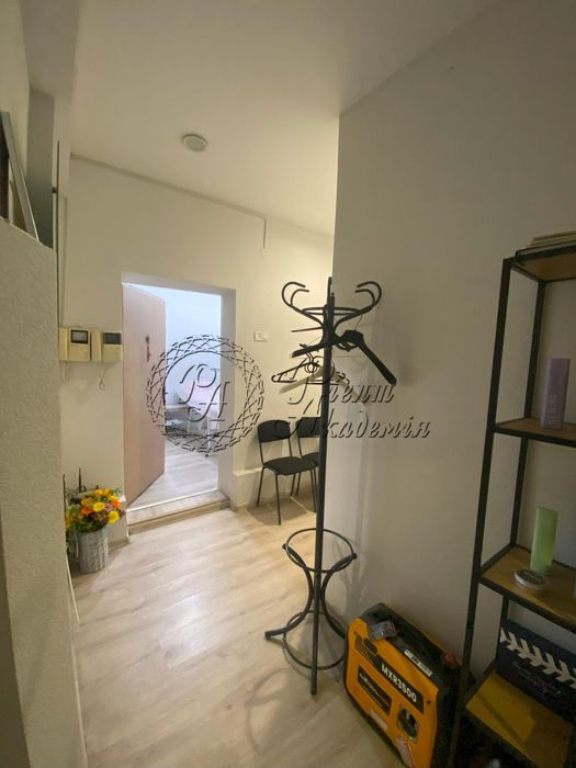 Центр 1 поверх з ремонтом. Золоті Ворота. Університет