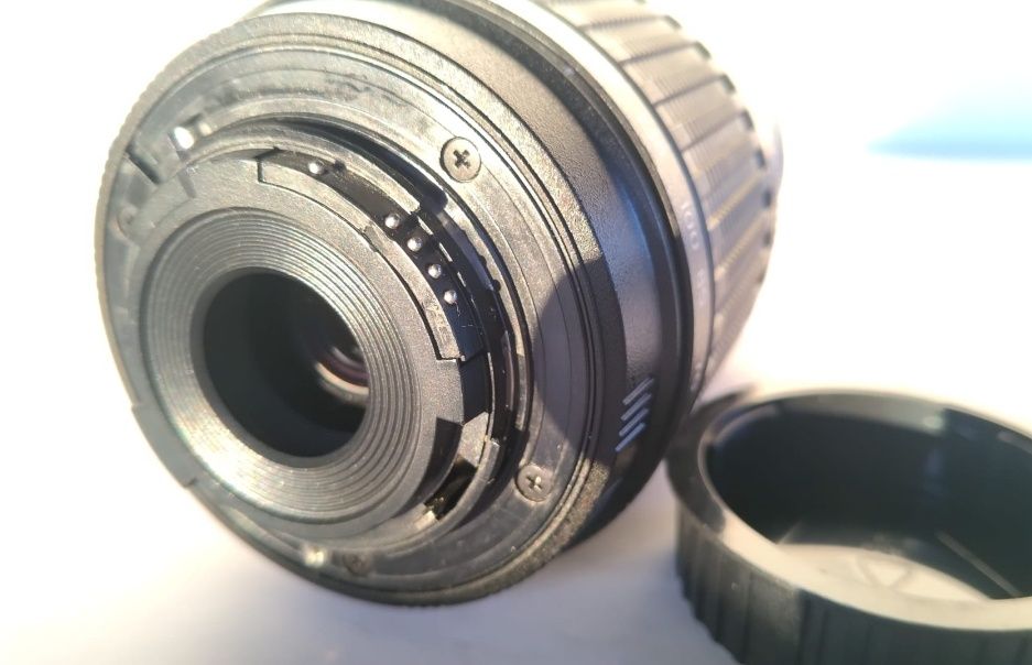 Objectiva Tamron 55-200 para Nikon