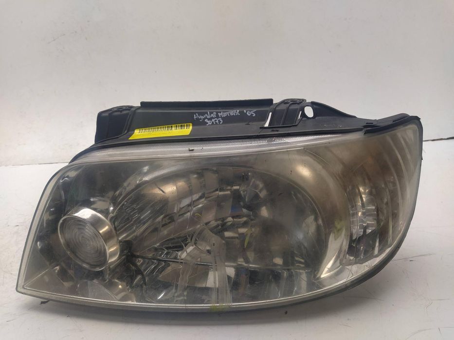farol esquerdo hyundai matrix