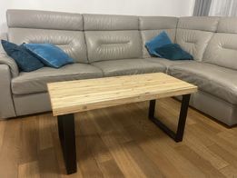Industrialny stolik kawowy