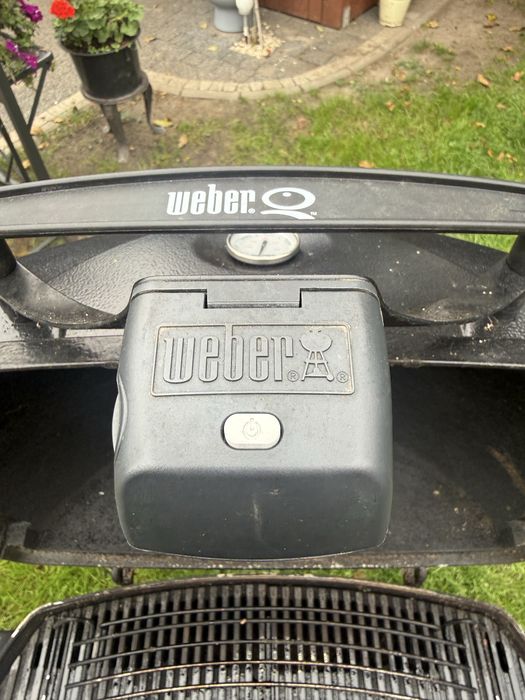 Weber Grill gazowy q300 kemping kamper pokrowiec lampka!