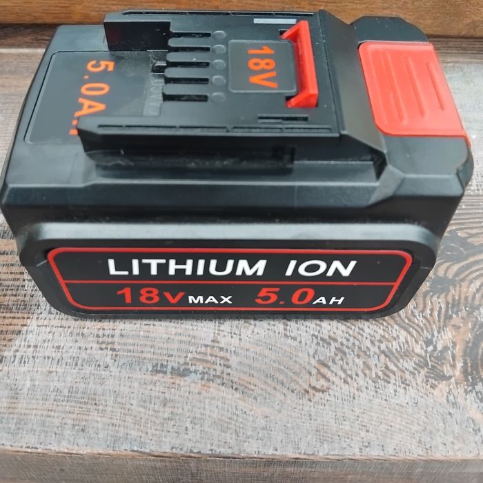 Літій-іонний акумулятор є частиною універсальної системи Einhell Power