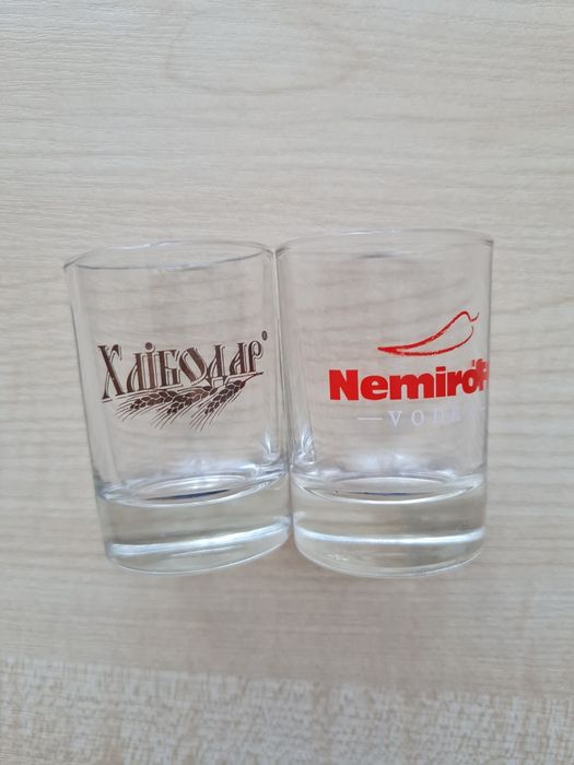 Рюмки.          .