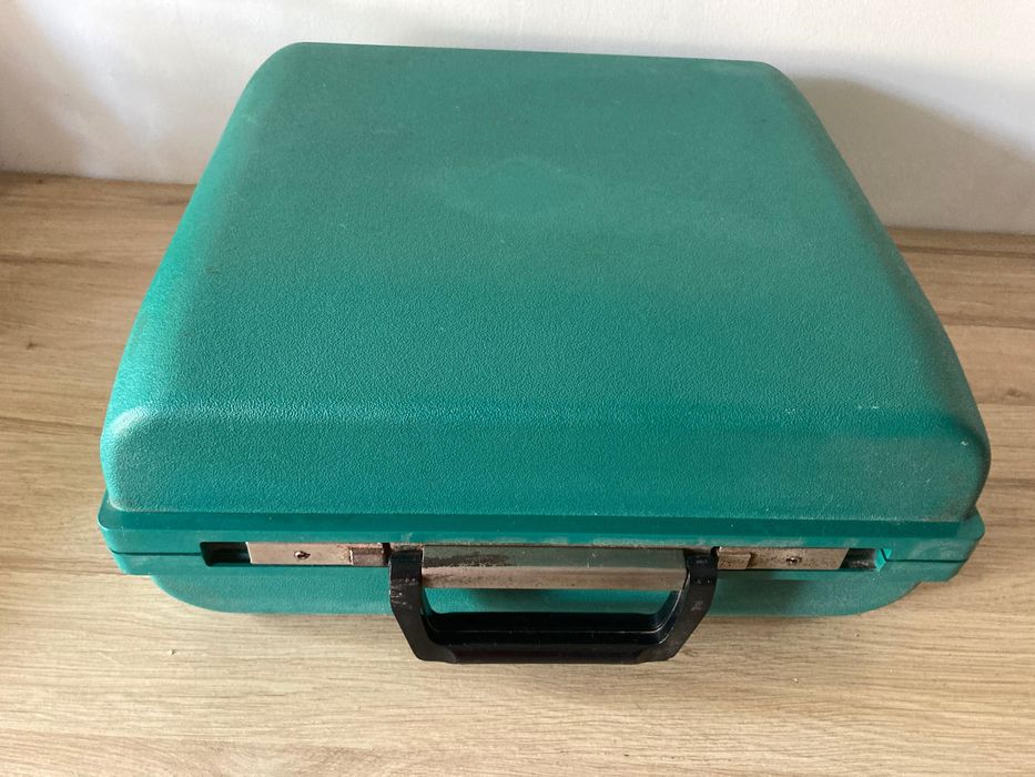 Máquina de escrever  **  Olivetti