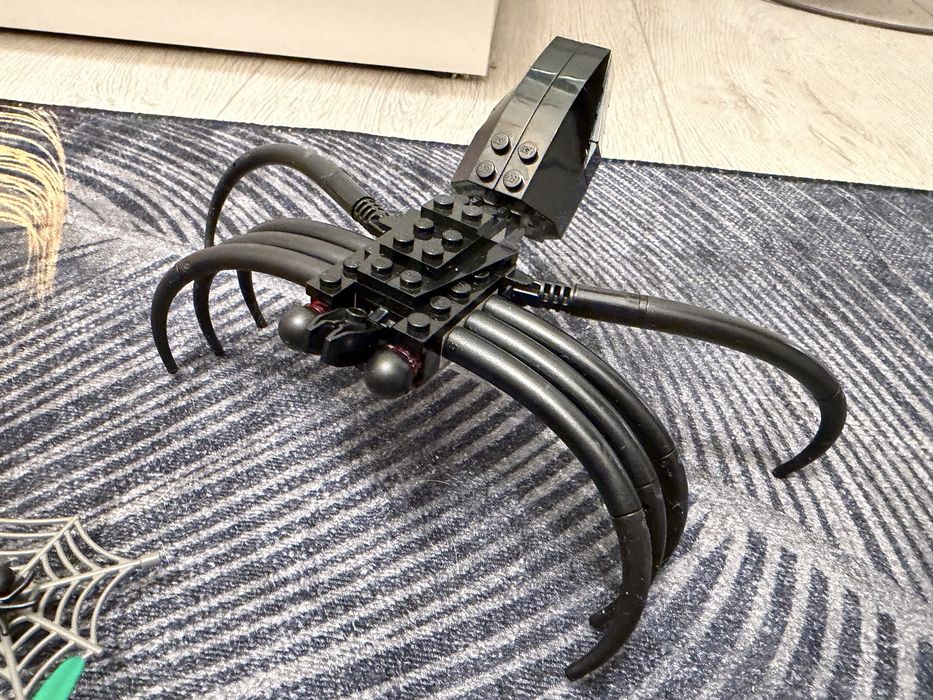 Lego 4727 Harry Potter Aragog w zakazanym lesie