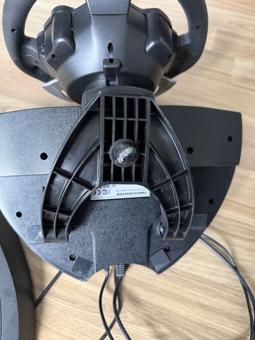 Kierownica thrustmaster t80