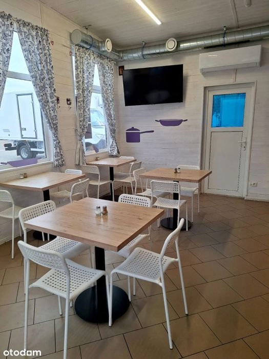 Bar / Bistro Do Wynajęcia + Odstąpienie – W Pełni