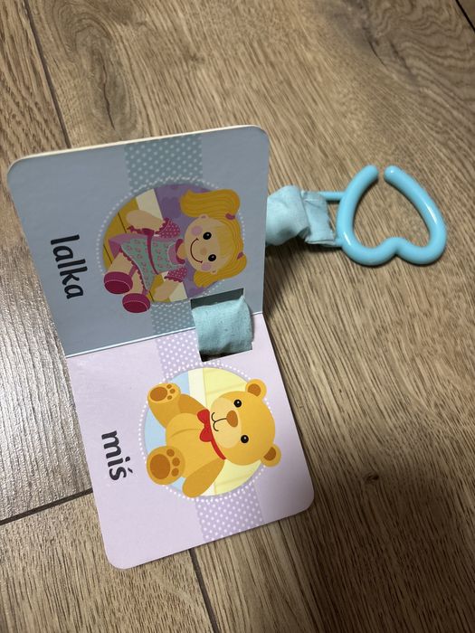 Ksiazeczka dla malicha zabawki