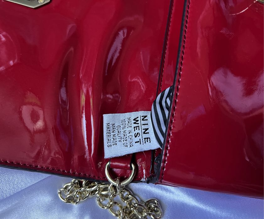 Лакована червона сумка Nine West