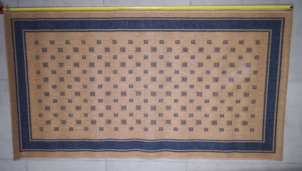 vendo conjunto de três tapetes de quarto