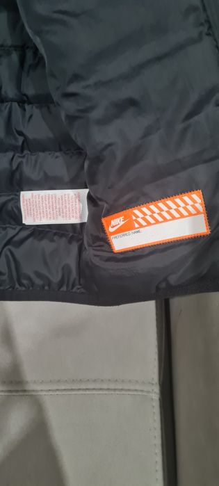 Blusão Nike como novo