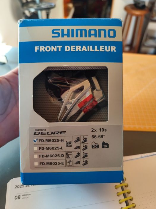 Desviador Dianteiro Shimano Deore FD-M6025-H (2x10)