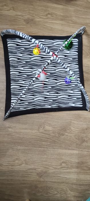 Mata zabawki dla kota