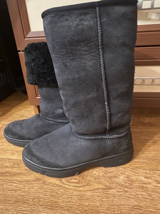 Замшеві чоботи ugg 38 р