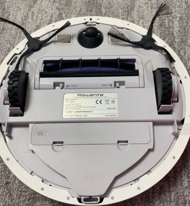 Продам робот пилосос