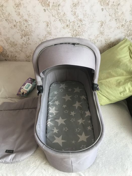 Продам дитячу каляску