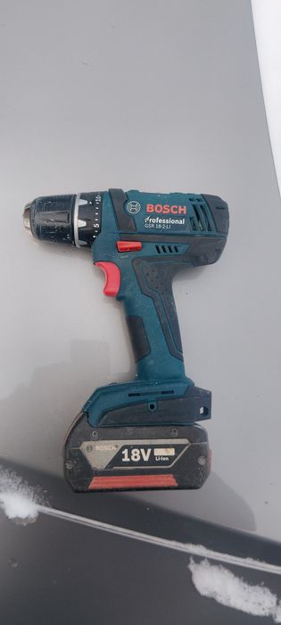 Шуруповерт bosch gsr18-2-li+4ампер акб
