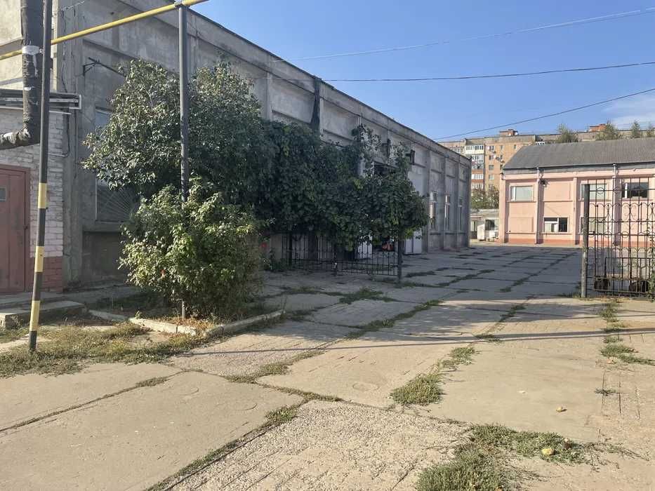 Комплекс виробничих, складських, офісних приміщень