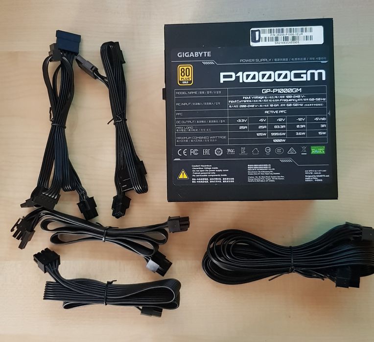 Zasilacz komputerowy Gigabyte p1000gm