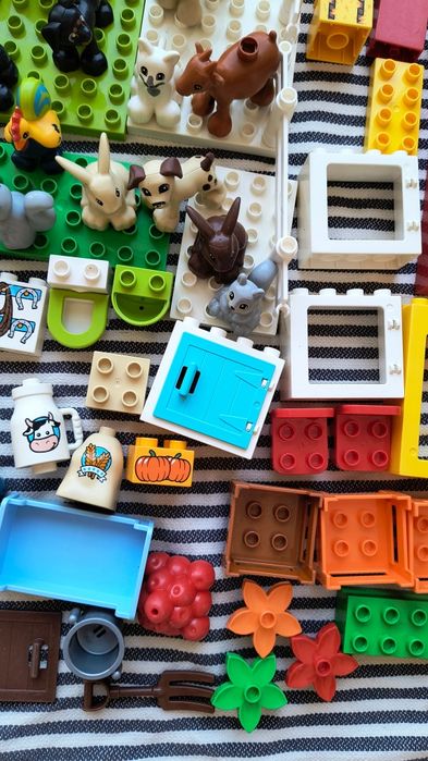 Klocki duplo mix, zwierzątka, farma, traktor, figurki, 130 klocków
