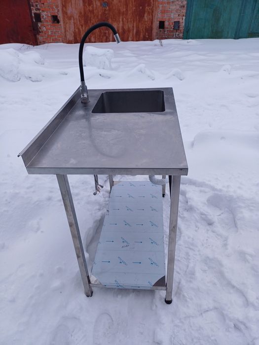 Столи з нержавійки