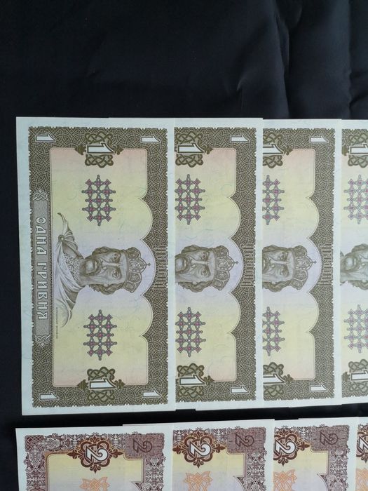 Продам сувеніри  старые бумажные гривны 1992-2019років UNC (прес)