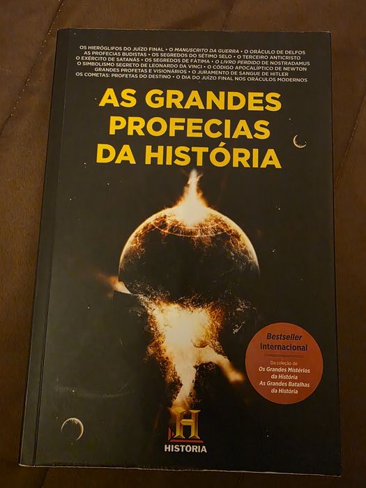 8 livros. Cada um 4€