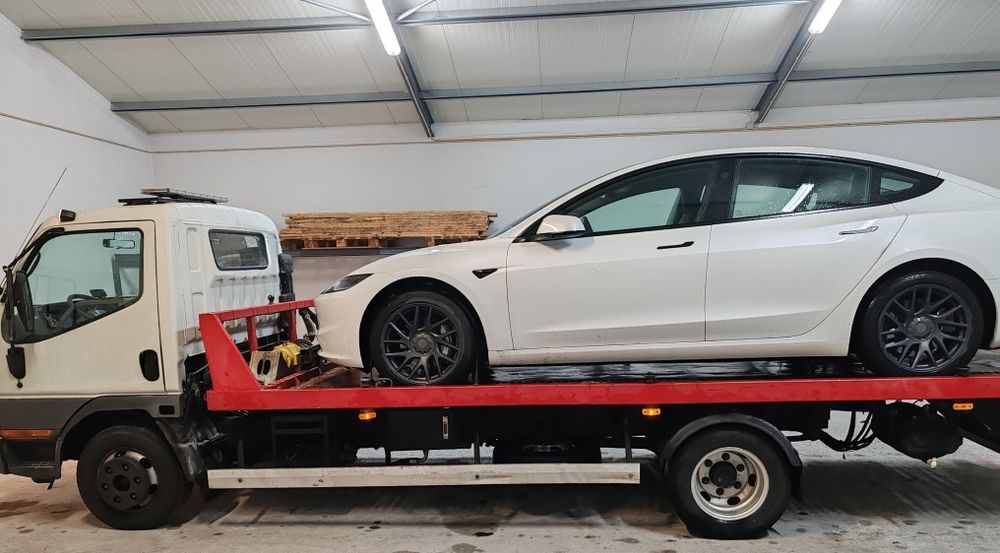 Serviço de reboque / pronto socorro automóvel 24h
RosaReboques