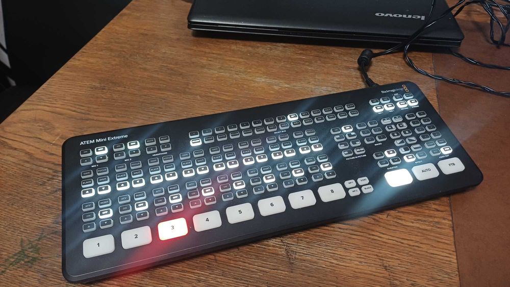 Mikser Blackmagic Atem Mini Extreme