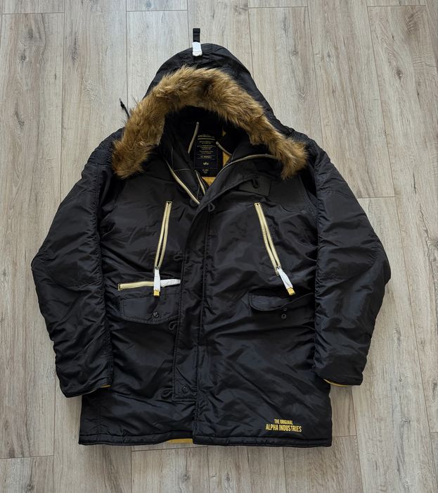 Парка alpha industries