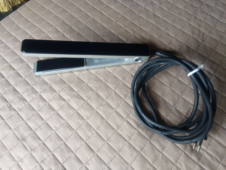 Esticador de cabelo AEG