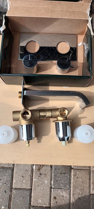 Misturadora termostatica de encastrar com 3 saidas