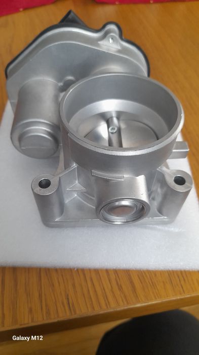 Przepustnica Pierburg do Ford,Volvo 7.03703.74.0